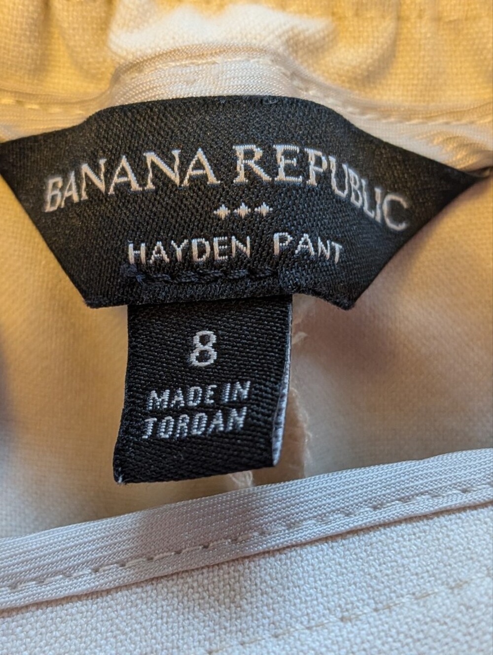 Banana Republic Hayden Pant, Oyster Color, Size 8 - Picture 5 of 7